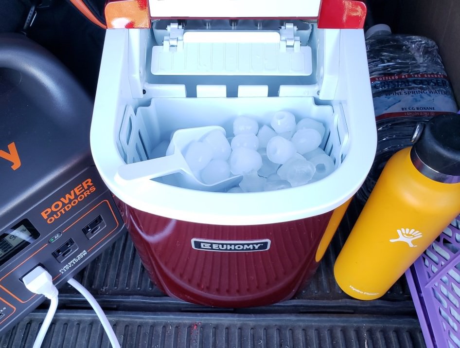 The Coolest Cooler? Euhomy Portable Fridge with Ice Maker - Review & Test 