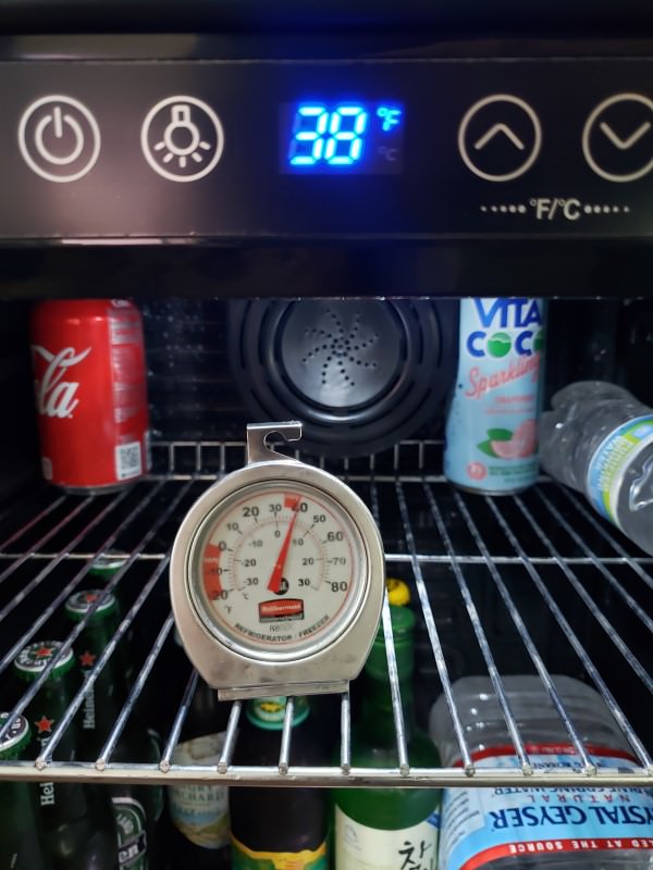 Review: Euhomy 3.2-cu ft Beverage Cooler - YuenX