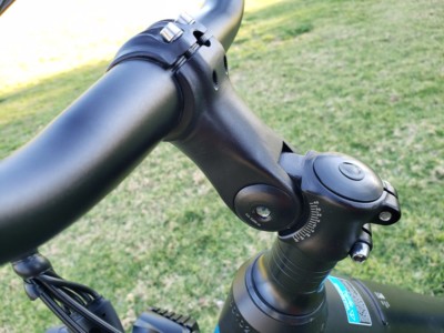 Height-adjustable stem