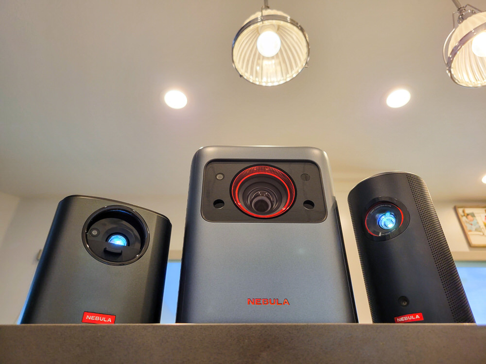 Review: Anker Nebula Cosmos Laser 4K Projector (vs Mars II Pro